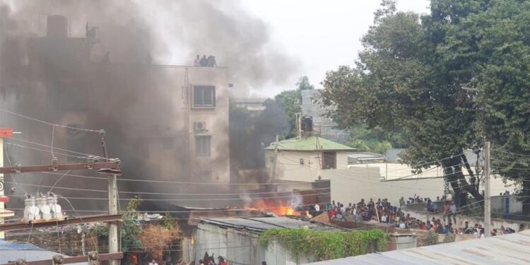 कबाडी गोदाममा आगलागी हुँदा दुई जनाको मृत्यु