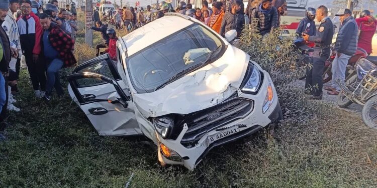 पोखरामा कारले स्कुटरलाई ठक्कर दिँदा स्कुटरमा सवार दुई युवतीको मृत्यु