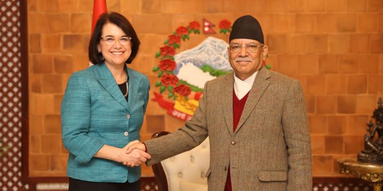 वरिष्ठ अमेरिकी अधिकारी लाउबाचरको प्रधानमन्त्रीसँग शिष्टाचार भेट