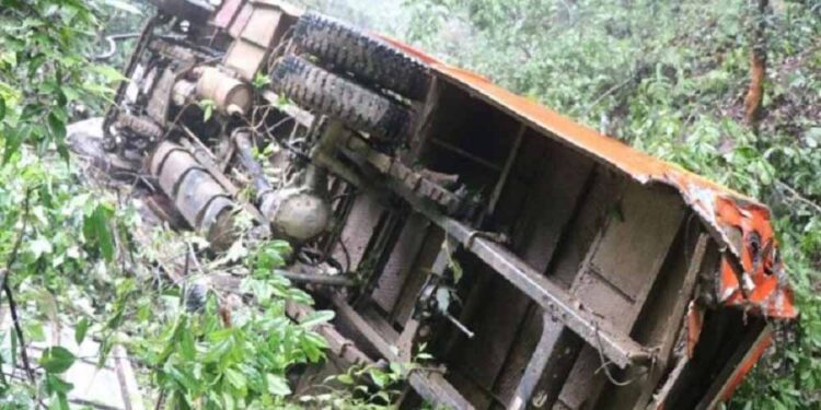 अर्घाखाँचीमा ट्रक दुर्घटनामा दुई जनाको मृत्यु