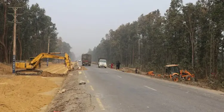 नारायणगढ–बुटवल सडक खण्ड विस्तारको काम रोकियो