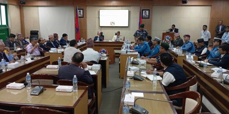 सडक दुर्घटना न्यूनीकरणका लागि सबैले आ–आफ्नो ठाउँबाट काम गर्नुपर्छ : गृहमन्त्री लेखक
