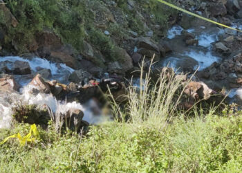 बाढीले मोटरसाइकल बगायो, चालकसहित दुई जनाको मृत्यु