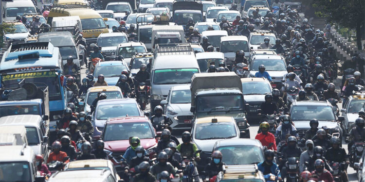 काठमाडौंको ट्राफिक व्‍यवस्थापन अस्तव्यस्त