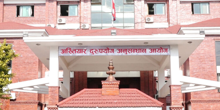 २५ हजार घुससहित रोल्पा ट्राफिक प्रमुख पक्राउ