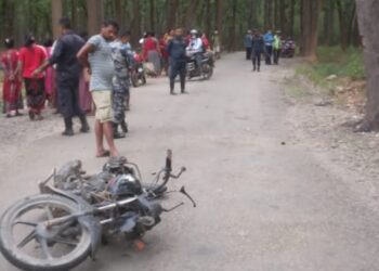 मध्यविन्दुमा तीन जना सवार मोटरसाइकल दुर्घटना, दुई जनाको मृत्यु