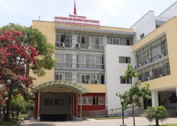 मध्यपूर्व र खाडीका १२ देशमा नेपाली कामदार पठाउने प्रक्रिया स्थगित