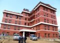 चन्द्रागिरि स्वास्थ्य शाखाको चरम लापरबाही: कार्यालय सहयोगीको भरमा औषधि र भ्याक्सिन वितरण, जनस्वास्थ्यमाथि खेलबाड  ​